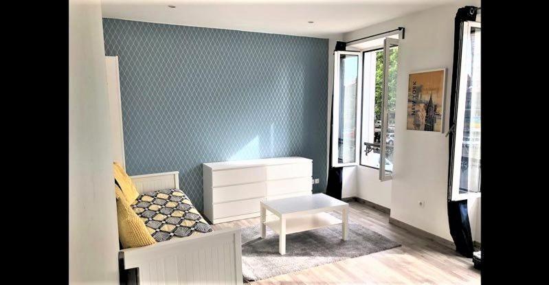 Appartement Proche Centre Ville, Gare Et Autoroute Melun Exterior foto